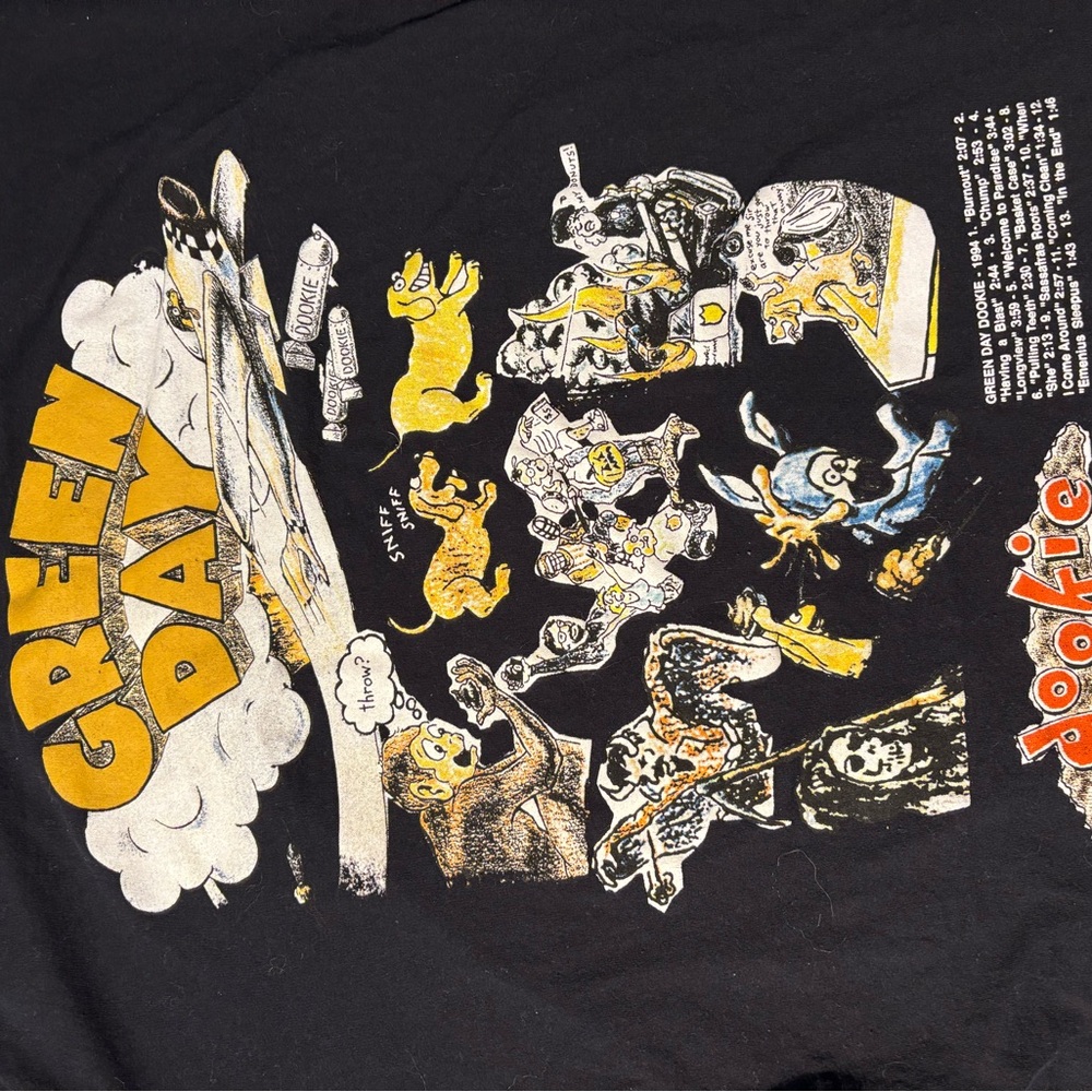 Green Day Graphic T-Shirt